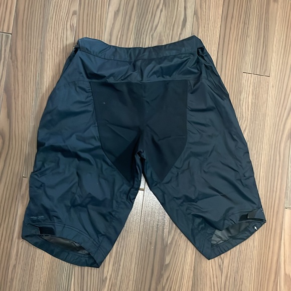 Specialized
Deflect H2O Comp Mountain Shorts - Picture 7 of 8